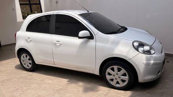 NISSAN MARCH 1.6 SV 16V FLEX 4P MANUAL